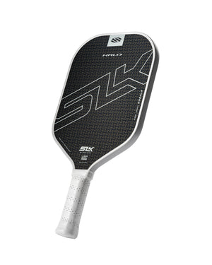 Vợt pickleball SLK HALO Pro Max màu xanh dương với bề mặt tạo nhám và grip công thái học